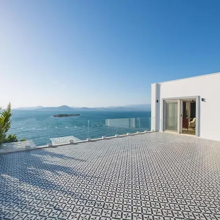 Front Super Boss 2 * Αλικαρνασσός