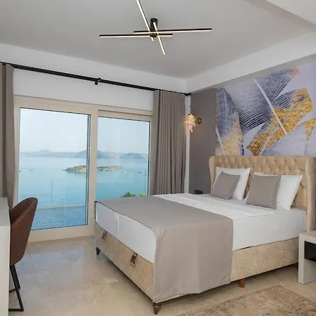 Front Super Boss 2 Βίλα *