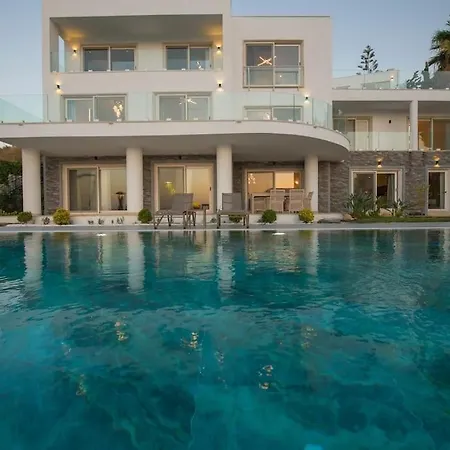 Front Super Boss 2 Vila