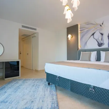 Front Super Boss 2 * بودروم