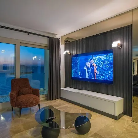 Front Super Boss 2 * Bodrum