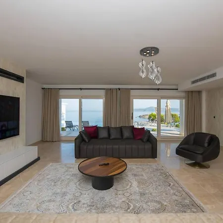Villa Front Super Boss 2 Bodrum