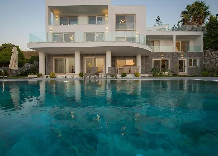 Front Super Vılla Boss 2 Villa