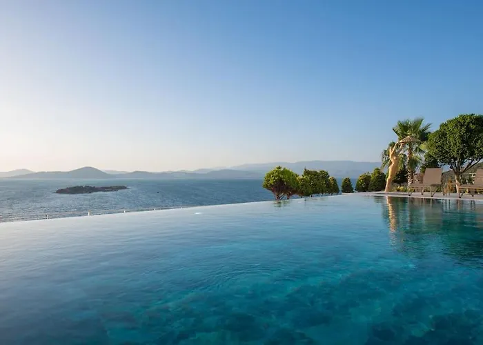 Villa Front Super Vılla Boss 2 *